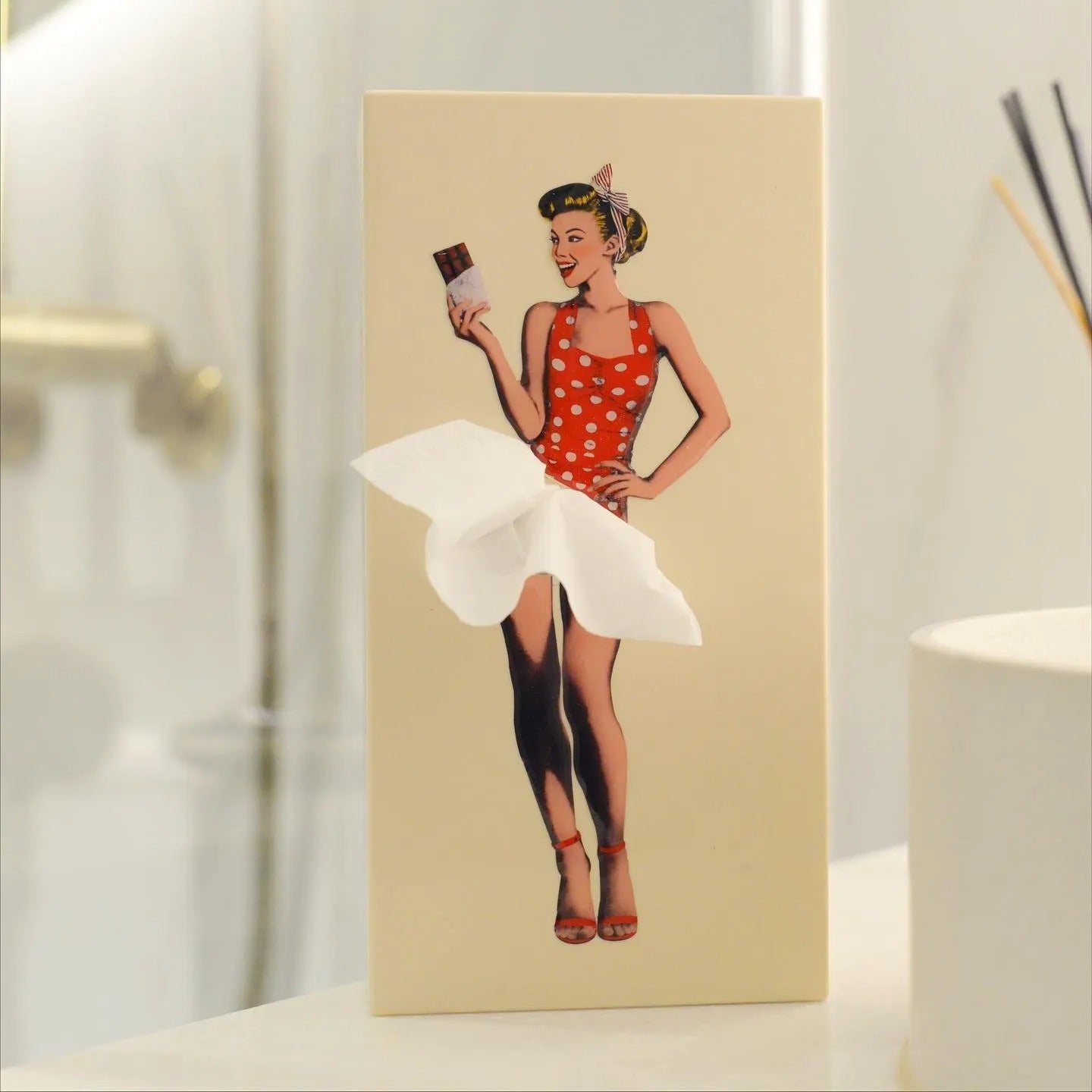 Original Tissue Up Girl