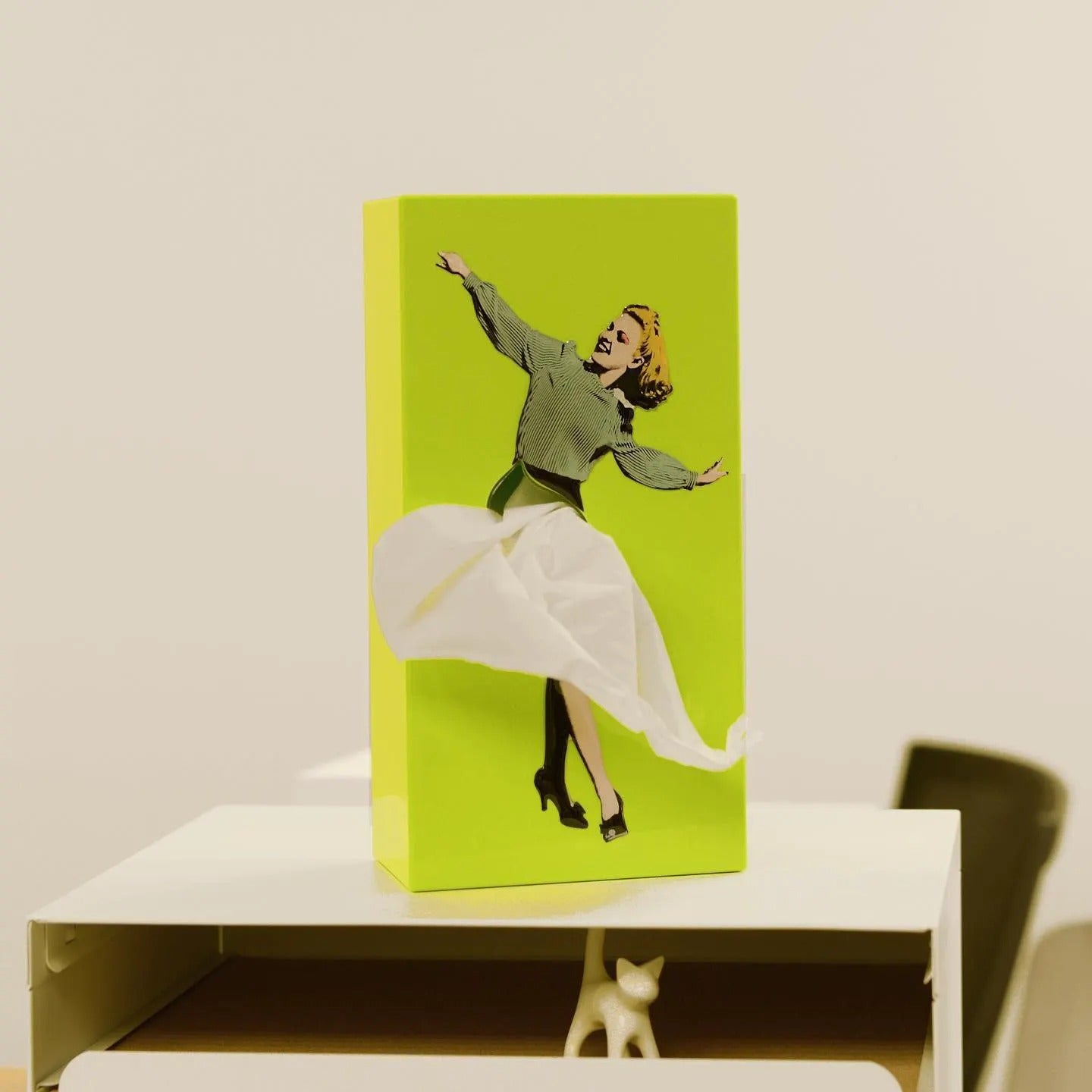 Original Tissue Up Girl