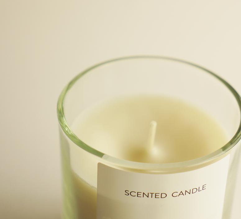 Duftkerze M - Cedar & Oud