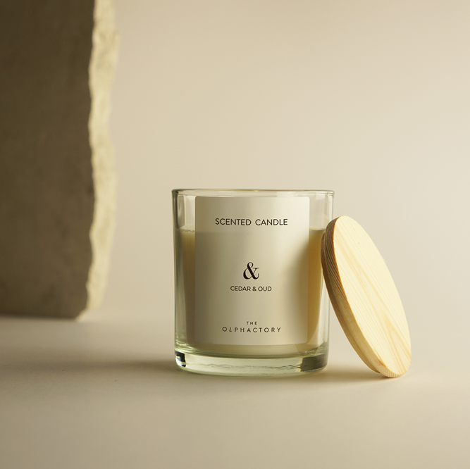 Duftkerze M - Cedar & Oud