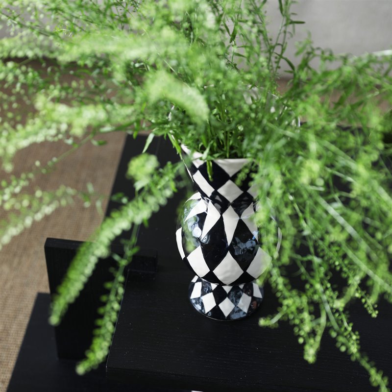 Vase Rhombic schwarz
