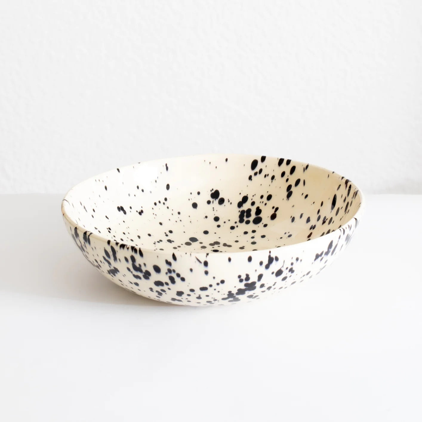 Pasta Bowl gross Black Dots