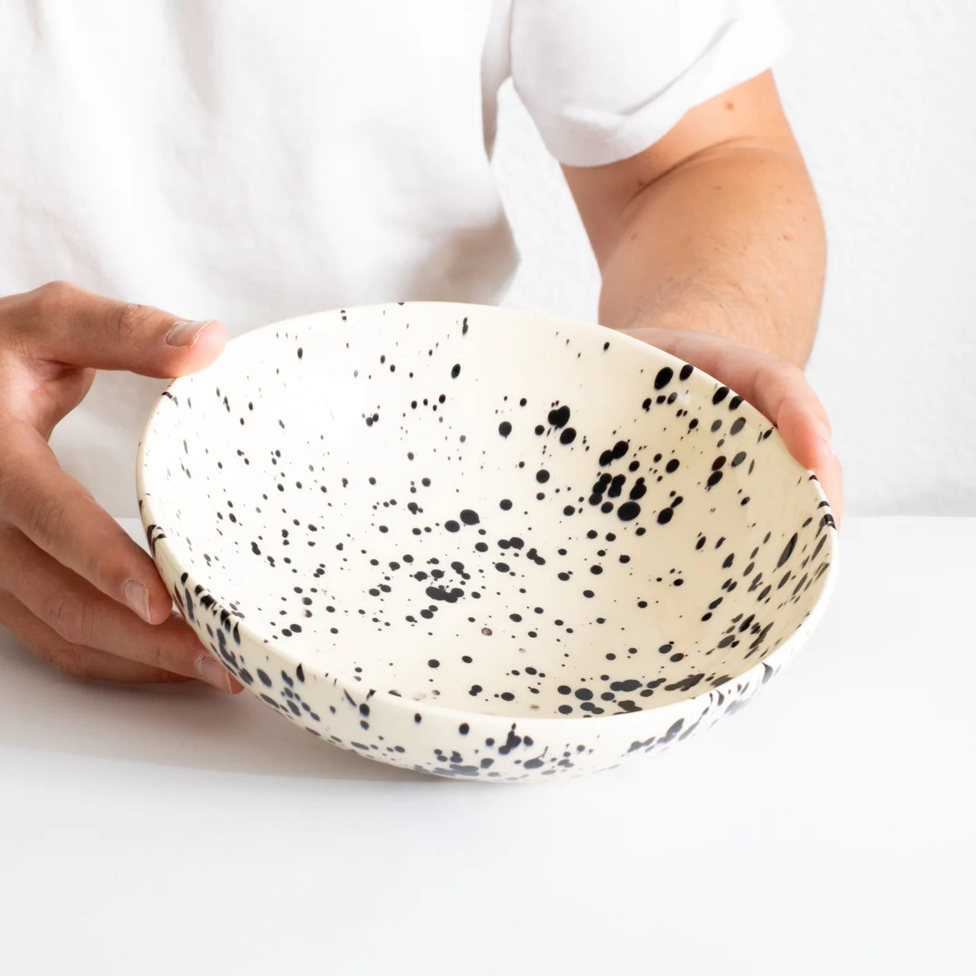 Pasta Bowl gross Black Dots