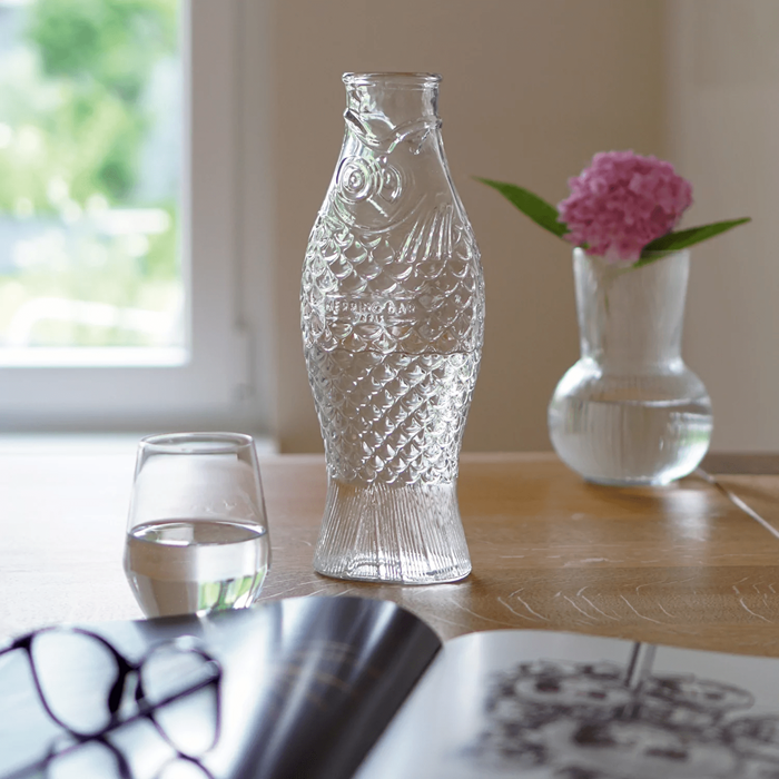 Glas Karaffe Fisch